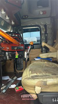 2003 Freightliner Classic XL