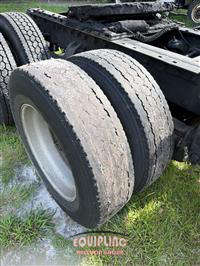 2001 Peterbilt 379