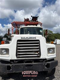 2004 Mack DM
