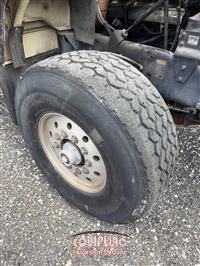 2004 Mack DM