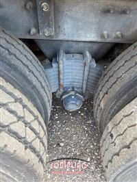 2004 Mack DM