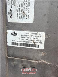 2004 Mack DM