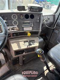 2004 Mack DM