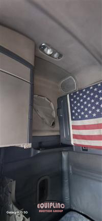 2018 Freightliner CASCADIA TRI/A SLEEPER TRUCK