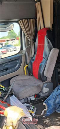2018 Freightliner CASCADIA TRI/A SLEEPER TRUCK