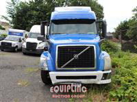 2010 Volvo VNL760 6X4 T/A SLEEPER TRUCK T