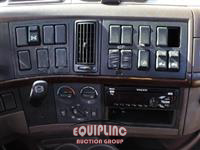 2010 Volvo VNL760 6X4 T/A SLEEPER TRUCK T