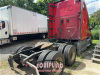 2016 Freightliner CASCADIA 6X4 T/A SLEEPER TRUCK