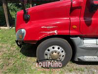 2016 Freightliner CASCADIA 6X4 T/A SLEEPER TRUCK