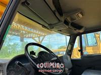 2013 International 4300 4X2 S/A BUCKET TRUCK