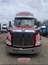 2022 Peterbilt 579 6X4 T/A SLEEPER TRUCK TRAC
