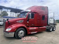 2022 Peterbilt 579 6X4 T/A SLEEPER TRUCK TRAC