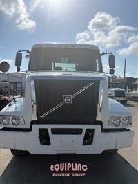 2006 VOLVO TRUCK VHD