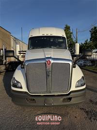 2019 Kenworth T680 6X4 T/A SLEEPER TRUCK TRA
