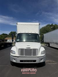 2020 Freightliner M2 4X2 S/A 26FT NON CDL BOX TR