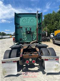 2014 Freightliner CASCADIA