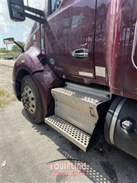 2020 Kenworth T680 6X4 T/A SLEEPER TRUCK TRA