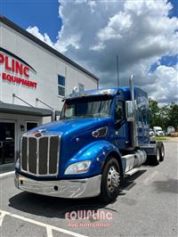 2019 Peterbilt 579 6X4 T/A SLEEPER TRUCK TRAC