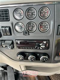 2019 Peterbilt 579 6X4 T/A SLEEPER TRUCK TRAC