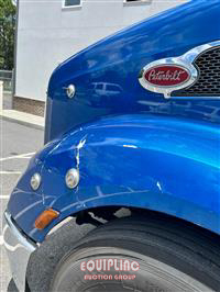 2019 Peterbilt 579 6X4 T/A SLEEPER TRUCK TRAC