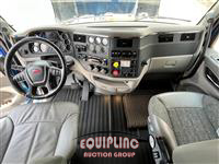 2019 Peterbilt 579 6X4 T/A SLEEPER TRUCK TRAC