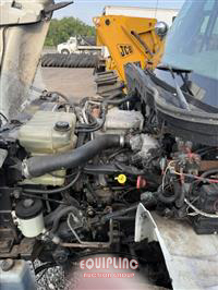 2013 International 4400 4X2 S/A BUCKET TRUCK