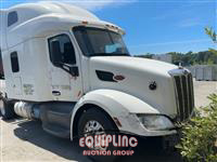 2020 Peterbilt 579 6X4 T/A SLEEPER TRUCK TRAC