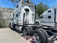 2020 Peterbilt 579 6X4 T/A SLEEPER TRUCK TRAC