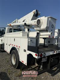 2011 International 7300 4X2 S/A BUCKET TRUCK
