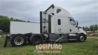 2020 Freightliner CASCADIA 6X4 T/A SLEEPER TRUCK