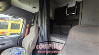 2020 Freightliner CASCADIA 6X4 T/A SLEEPER TRUCK