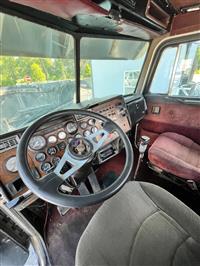 1989 Peterbilt 379