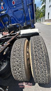 2014 Freightliner CASCADIA