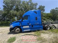 2019 Freightliner CASCADIA 6X4 T/A SLEEPER TRUCK