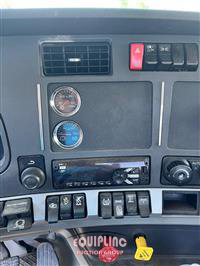 2021 Kenworth T680 6X4 T/A DAY CAB TRUCK TRA