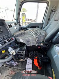 2021 Kenworth T680 6X4 T/A DAY CAB TRUCK TRA