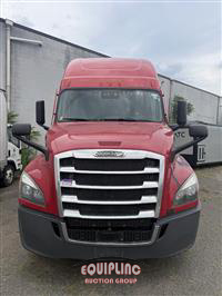 2020 Freightliner CASCADIA 6X4 T/A SLEEPER TRUCK