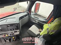 2020 Freightliner CASCADIA 6X4 T/A SLEEPER TRUCK
