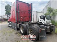 2020 Freightliner CASCADIA 6X4 T/A SLEEPER TRUCK