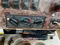 2007 International 9900I TRI/A DAY CAB TRUCK 