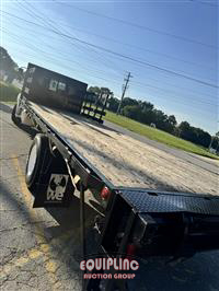 2015 Hino 268 4x2 S/A 26FT FLATBED