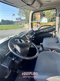 2015 Hino 268 4x2 S/A 26FT FLATBED