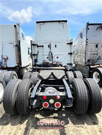 2018 Freightliner CASCADIA 125 6X4 T/A SLEEPER T