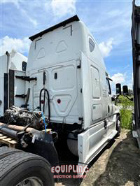 2018 Freightliner CASCADIA 125 6X4 T/A SLEEPER T