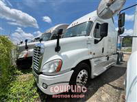2018 Freightliner CASCADIA 125 6X4 T/A SLEEPER T