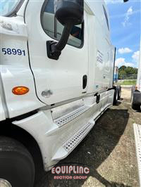 2018 Freightliner CASCADIA 125 6X4 T/A SLEEPER T