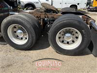 2015 Peterbilt 579 6X4 T/A MID ROOF TRUCK TRA