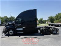 2022 Freightliner CASCADIA 6X4 T/A SLEEPER TRUCK