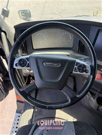 2022 Freightliner CASCADIA 6X4 T/A SLEEPER TRUCK