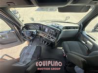 2022 Freightliner CASCADIA 6X4 T/A SLEEPER TRUCK